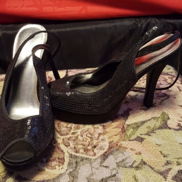 Black sequined high heels - Picture 1 of 4